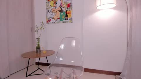 kimberley cruz online show from March 12, 5:17 pm