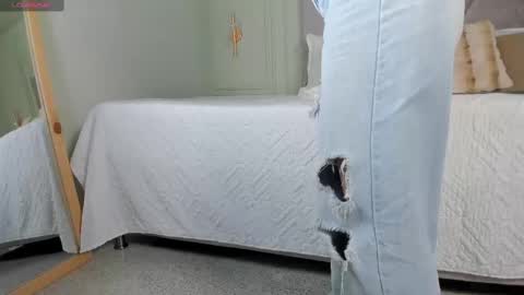 kimberley cruz online show from October 16, 12:06 pm