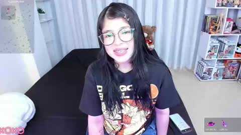 Snapshot of _misshoneyxx chatting on February 3, 8:03 pm Hanna Idependent Model online show from February 3, 8:03 pm