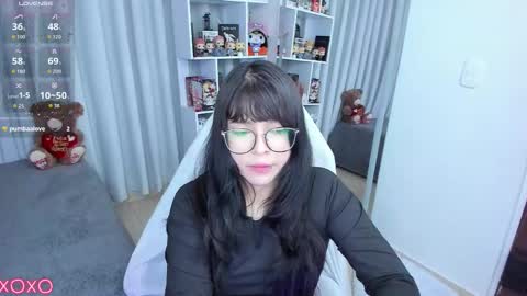 Snapshot of _misshoneyxx chatting on March 1, 11:45 am Hanna Idependent Model online show from March 1, 11:45 am