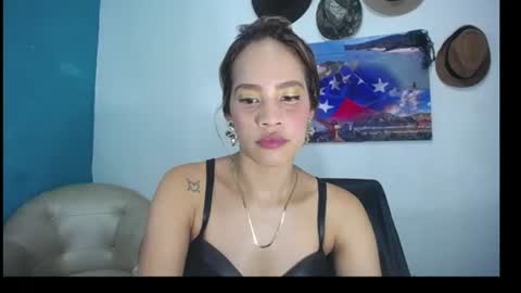 Snapshot of _misspriss chatting on July 15, 1:11 am _misspriss online show from July 15, 1:11 am