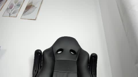 Snapshot of _molly_rosse_ chatting on June 19, 2:54 pm _molly_rosse_ online show from June 19, 2:54 pm