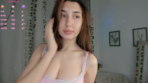 Eva online show from May 11, 4:48 pm