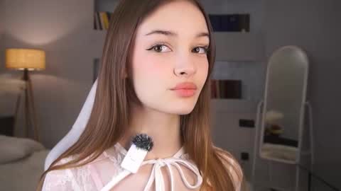 Margo online show from March 8, 5:28 pm