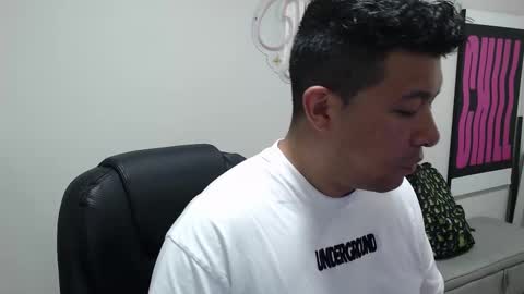 Snapshot of _mr_panda_ chatting on February 7, 8:45 pm Panda online show from February 7, 8:45 pm