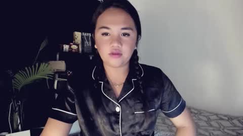 Angel online show from March 26, 8:25 pm