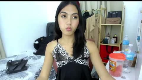 _natalya69_ online show from May 22, 12:44 pm