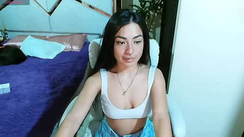Snapshot of _natashaa19 chatting on December 12, 9:51 am Natasha Rodriguez independent model online show from December 12, 9:51 am