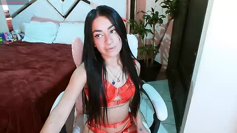 Snapshot of _natashaa19 chatting on December 28, 9:08 pm Natasha Rodriguez independent model online show from December 28, 9:08 pm