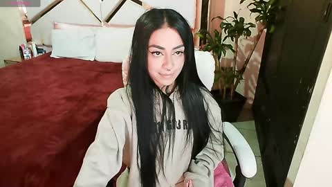 Snapshot of _natashaa19 chatting on December 30, 9:08 pm Natasha Rodriguez independent model online show from December 30, 9:08 pm