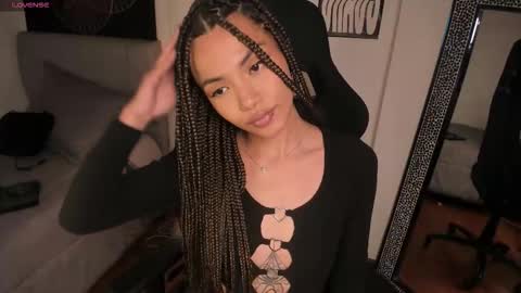 Nati - Independ model online show from September 16, 4:02 am