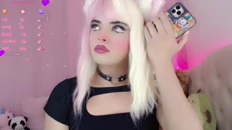 Snapshot of _natsuki chatting on February 12, 5:37 am _natsuki online show from February 12, 5:37 am