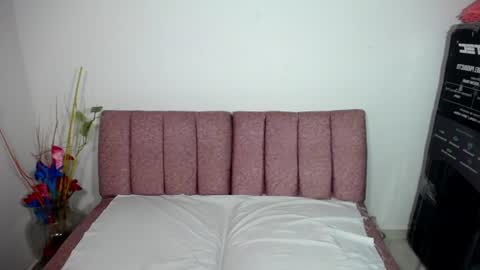 _naughtycouple1_ online show from July 17, 3:13 am