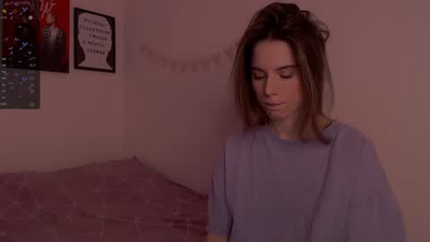 Snapshot of _ni_kiss chatting on December 10, 10:47 pm Nika online show from December 10, 10:47 pm