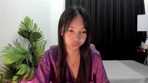 Nicole online show from January 11, 2:44 pm