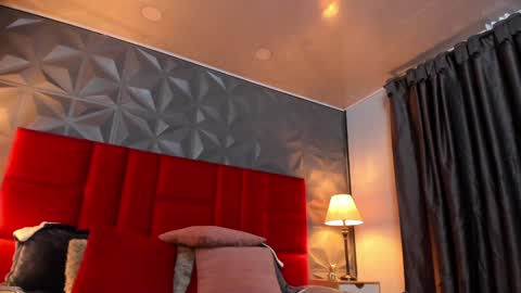 _nicoletteshea_ online show from January 25, 3:09 am