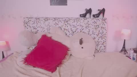 niiky online show from January 28, 11:38 am