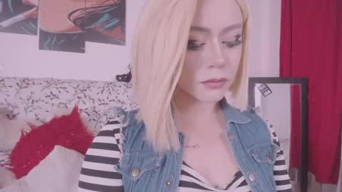 niiky online show from February 7, 11:34 am