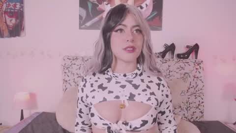 niiky online show from February 17, 12:59 pm