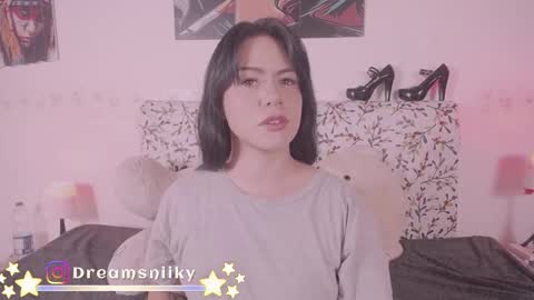 niiky online show from February 26, 12:03 pm