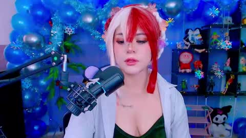 niiky online show from December 3, 2:04 pm