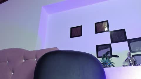 Snapshot of _noa_smith_ chatting on November 20, 10:15 am Noa Smith online show from November 20, 10:15 am