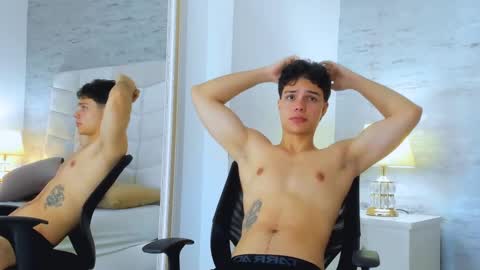 Snapshot of _noah_heyden chatting on January 21, 5:20 pm Noah Heyden online show from January 21, 5:20 pm