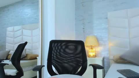 Snapshot of _noah_heyden chatting on January 27, 1:19 pm Noah Heyden online show from January 27, 1:19 pm