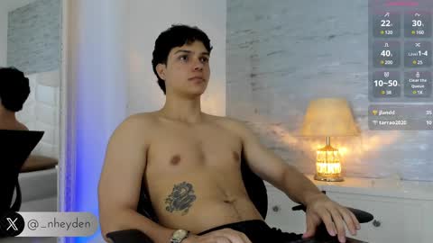 Snapshot of _noah_heyden chatting on February 23, 8:11 pm Noah Heyden online show from February 23, 8:11 pm