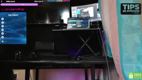 Olivia online show from June 12, 7:24 pm