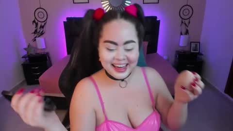 Snapshot of _oliviajoness chatting on February 24, 1:20 pm Olivia jones online show from February 24, 1:20 pm