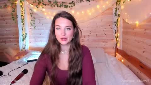 Snapshot of _oliviawolf__ chatting on March 15, 8:48 pm Olivia Wolf online show from March 15, 8:48 pm