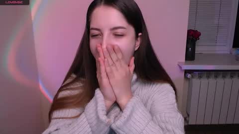 Olivia online show from December 18, 1:39 pm