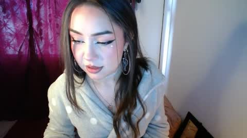 Paris online show from April 1, 10:07 pm