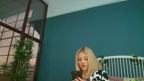 Alisa online show from November 3, 5:09 am