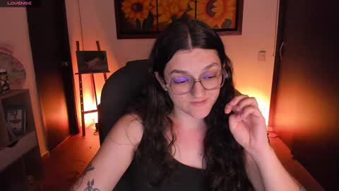 Snapshot of _peach__ chatting on February 3, 2:47 am violeta ig online show from February 3, 2:47 am
