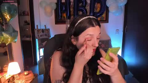 Snapshot of _peach__ chatting on March 9, 3:22 am violeta ig online show from March 9, 3:22 am