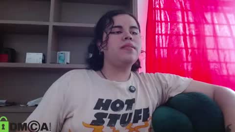   online show from July 9, 9:52 pm
