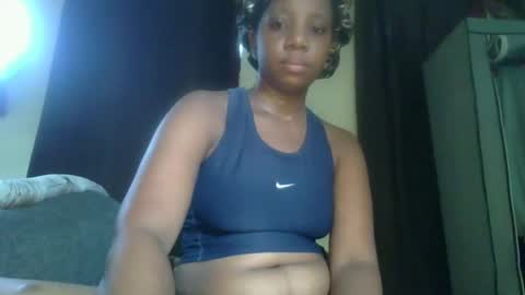 queen online show from December 2, 8:30 am