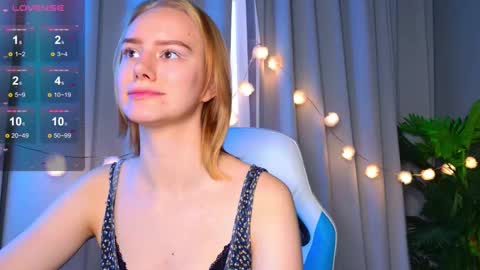 im Amy online show from October 21, 6:03 am