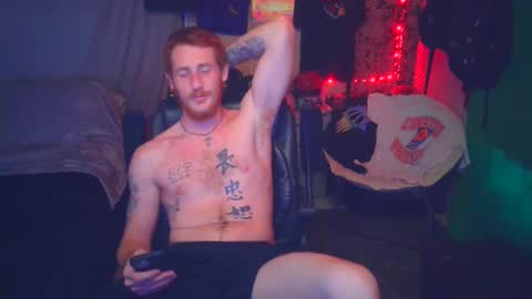 Snapshot of _redxxx chatting on December 1, 10:32 pm REDxxx online show from December 1, 10:32 pm