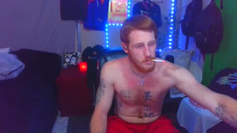 Snapshot of _redxxx chatting on December 5, 3:17 pm REDxxx online show from December 5, 3:17 pm