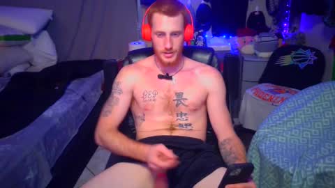 Snapshot of _redxxx chatting on December 23, 10:55 pm REDxxx online show from December 23, 10:55 pm