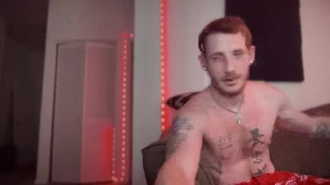 Snapshot of _redxxx chatting on January 17, 5:30 pm REDxxx online show from January 17, 5:30 pm