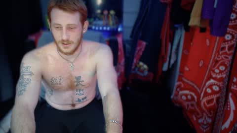 Snapshot of _redxxx chatting on February 7, 4:56 pm REDxxx online show from February 7, 4:56 pm