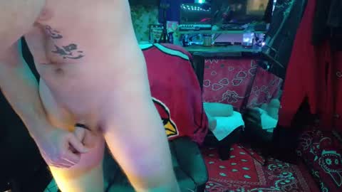 Snapshot of _redxxx chatting on February 17, 10:29 am REDxxx online show from February 17, 10:29 am