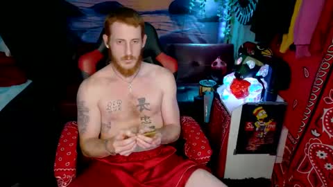 Snapshot of _redxxx chatting on September 17, 11:39 pm REDxxx online show from September 17, 11:39 pm