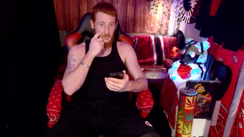 Snapshot of _redxxx chatting on September 25, 4:21 pm REDxxx online show from September 25, 4:21 pm