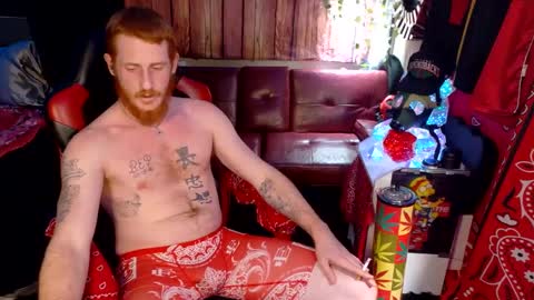 Snapshot of _redxxx chatting on September 30, 5:01 am REDxxx online show from September 30, 5:01 am