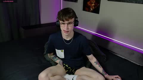 Reisy online show from May 10, 6:24 pm